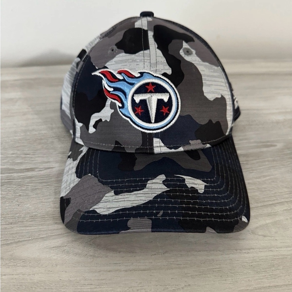 Tennessee Titans New Era Hat Camo 2022 Training Camp 39thirty Flex-fit Men’s S/M